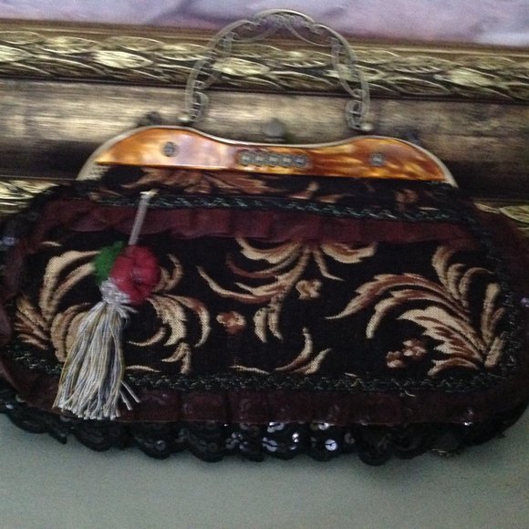 Vintage Malina Designer Handbag - Picture 2 of 9